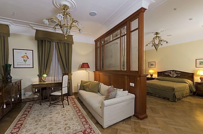 Russo-Balt Hotel Moskova Dış mekan fotoğraf